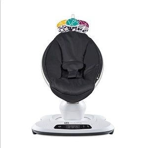 4moms® mamaRoo® 4 Classic Infant Seat in Black